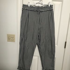 Gingham ruffle trousers
